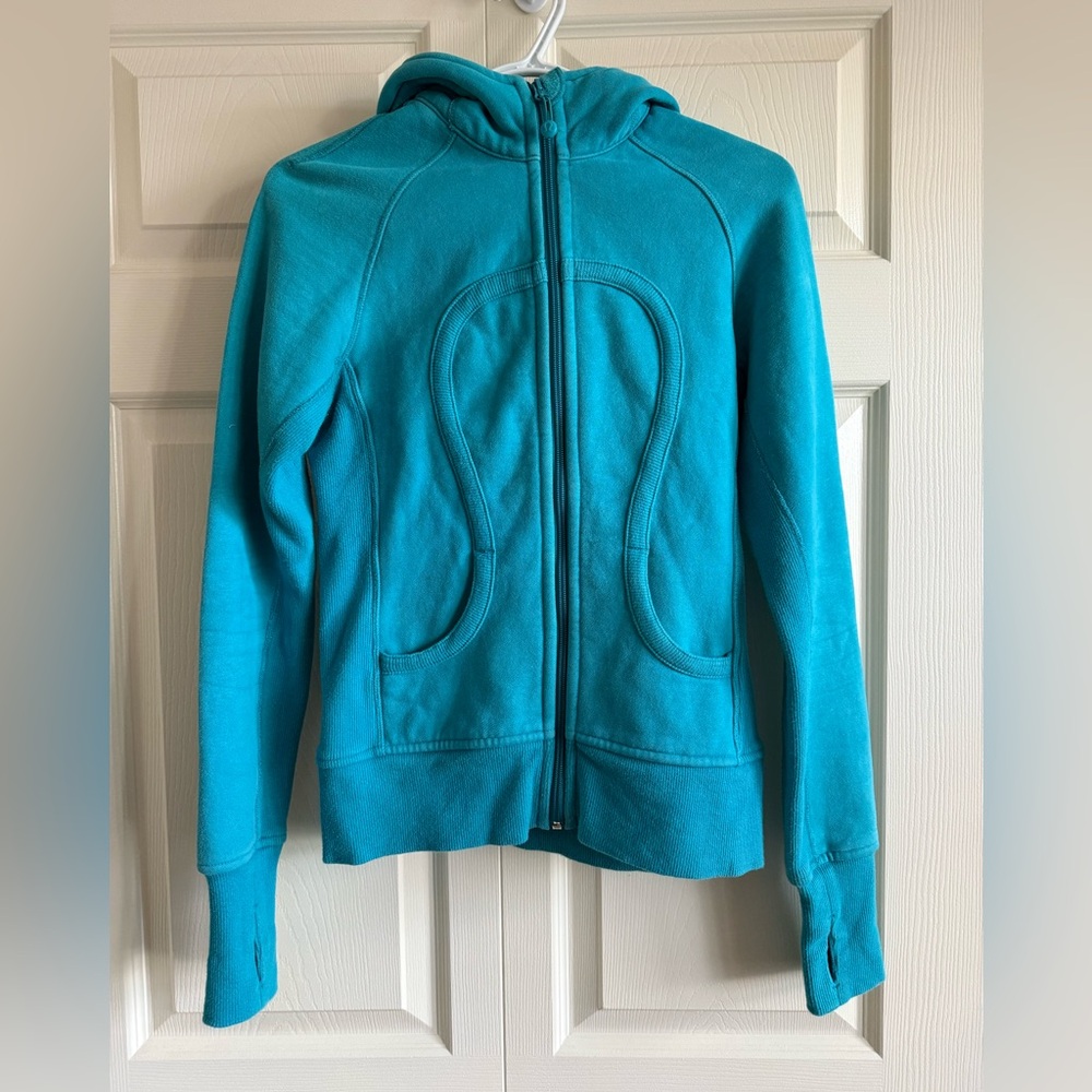 Lululemon Scuba Hoodie, size 4